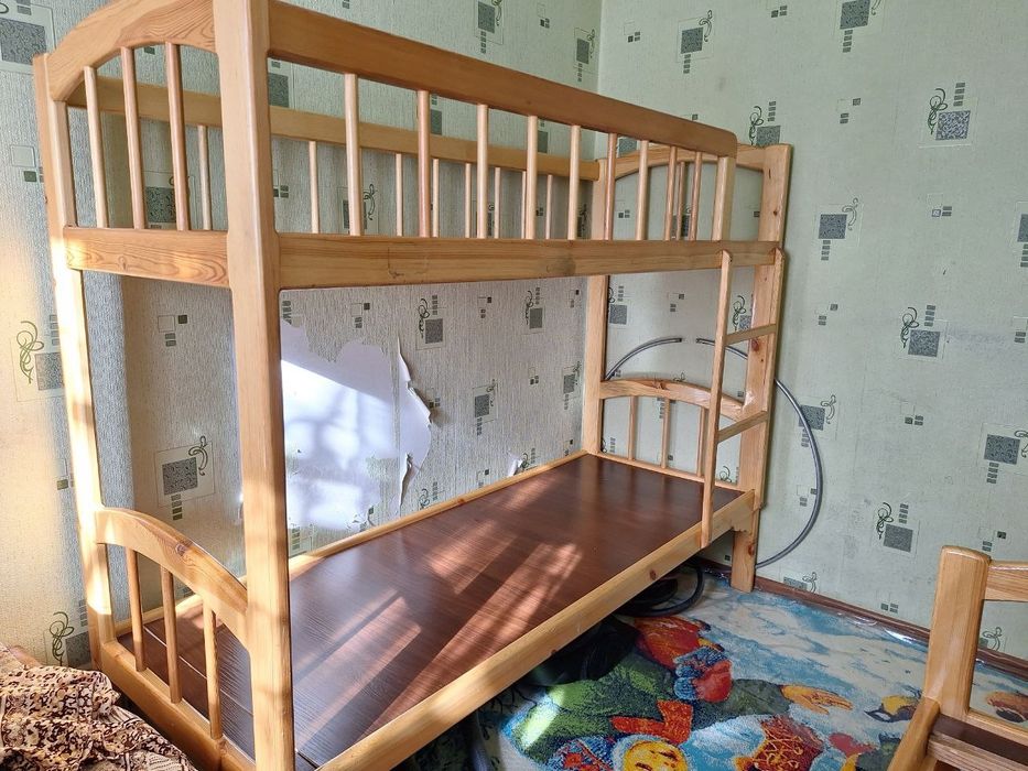 Детский крават сотилади