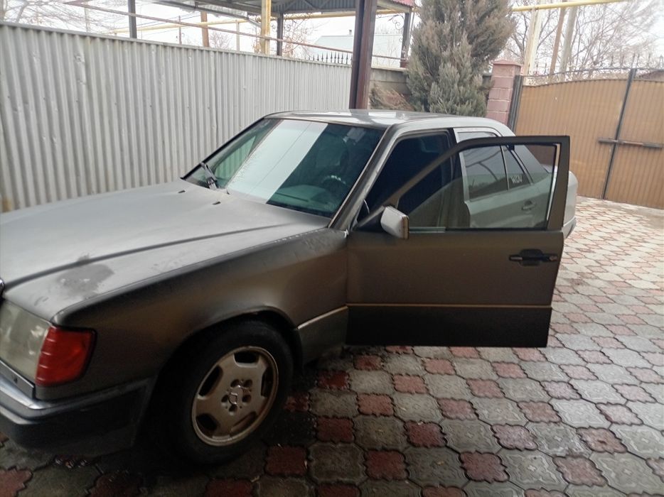 Продам авто 92 год 2.3