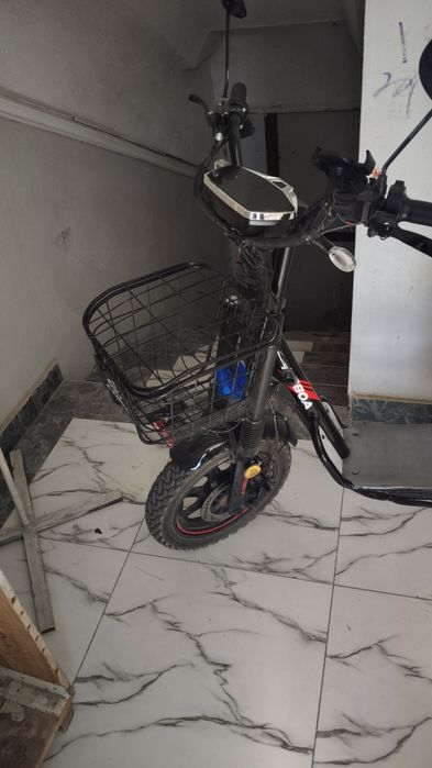 Skuter monster sotiladi