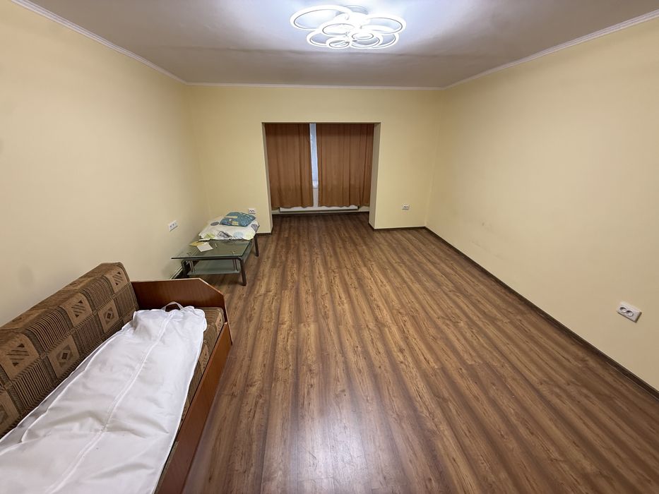 Ofer spre închiriere Apartament  2 camere în Micro 17