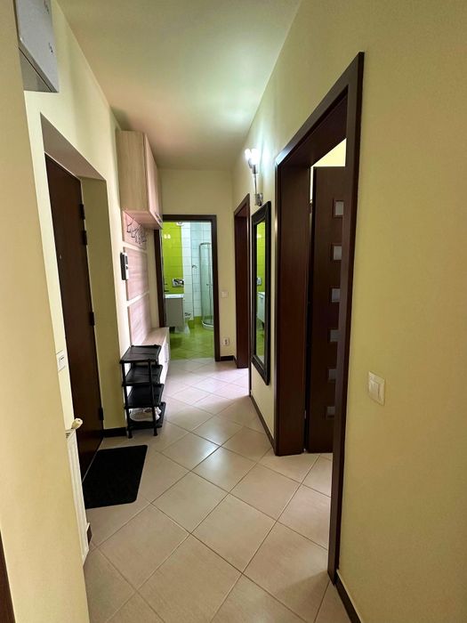 Apartament decomandat cu 2 camere de închiriat