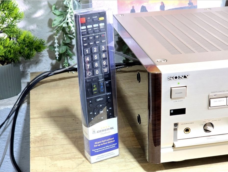 Amplificator SONY TA-F707 ES, gold șampanie, laterale lemn , Japan