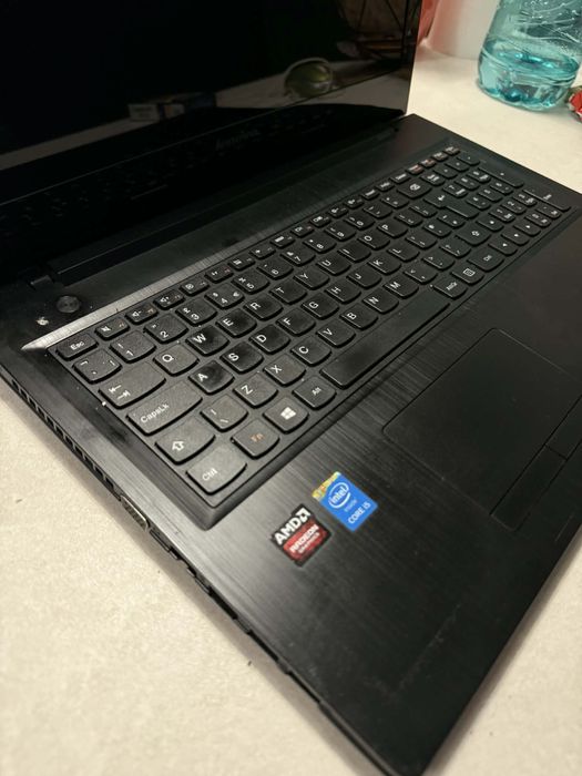 Laptop lenovo I5-2.2GHZ, 8GB RAM