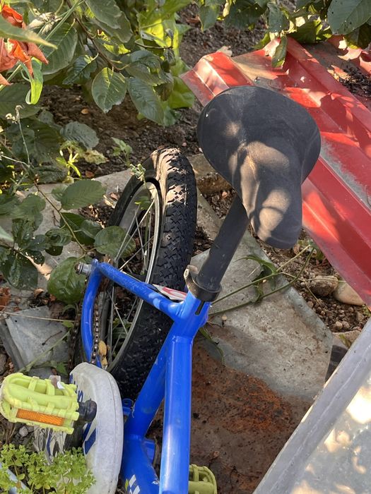 Vand bicicleta btwin pe piese