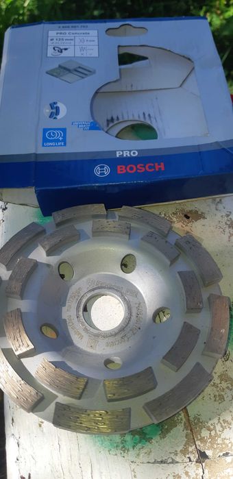Disc Bosch pentru șlefuit beton