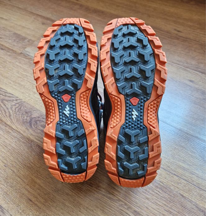 Bocanci de drumeție Quechua