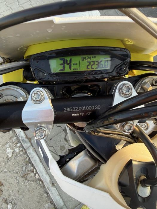 Husqvarna FE 250 (2020 година) РЕГИСТРИРАН на 94 мото часа от нов