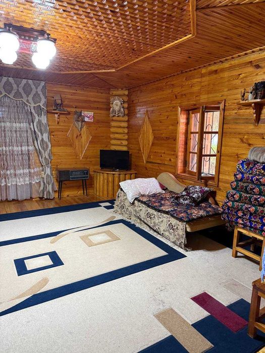 Salavot lager yonida Dacha-Dalahovli-Uy sotiladi