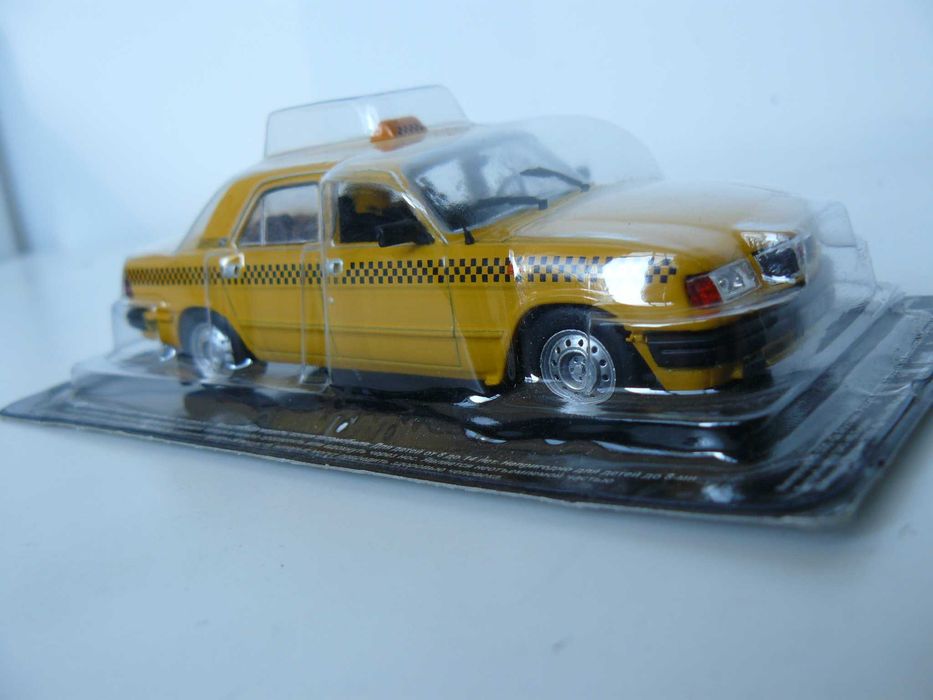 Macheta Auto De Colectie VOLGA GAZ3110 Taxi Scara 1/43 Noua DeAgostini