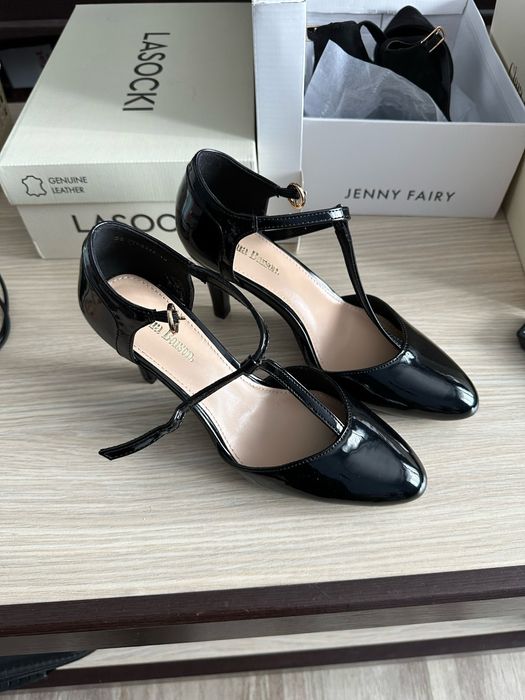 Vand Pantofi cu toc Clara Barson Negru NOU