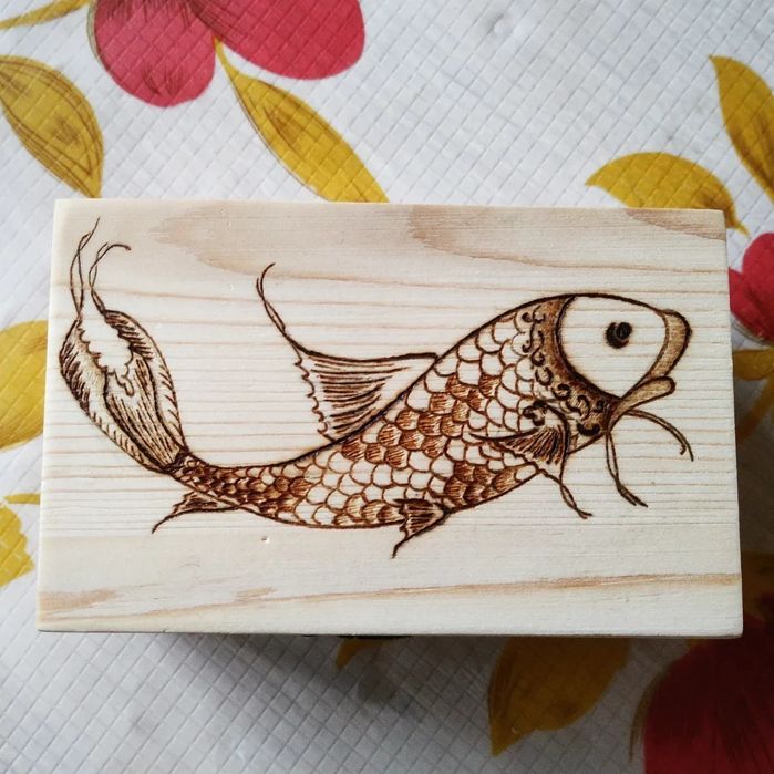 Ръчно пирографиране на албуми, табели, картички, кутии и др