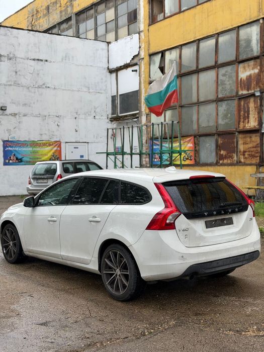 Volvo V60 Дизел 163кс На Части!