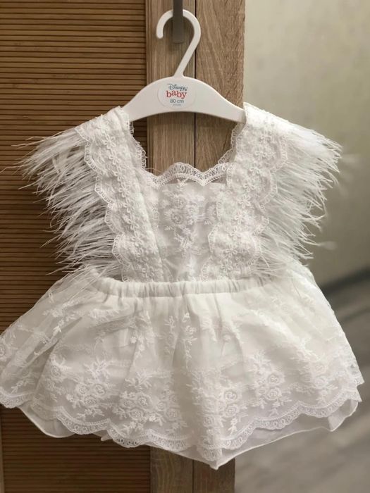 Rochite fetite noi marime 9 luni