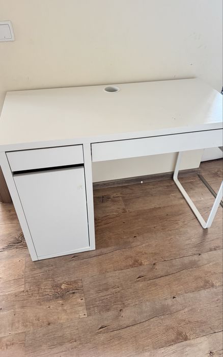 Birou cu sertare IKEA Micke
