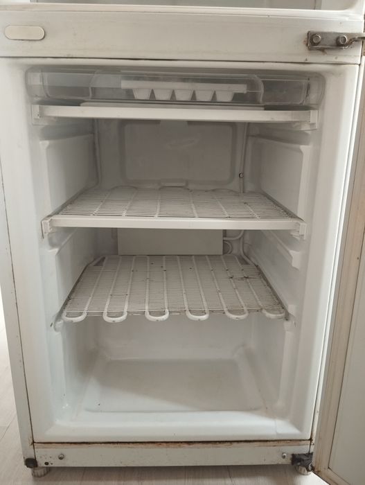 Холодильник бу/ холодильник