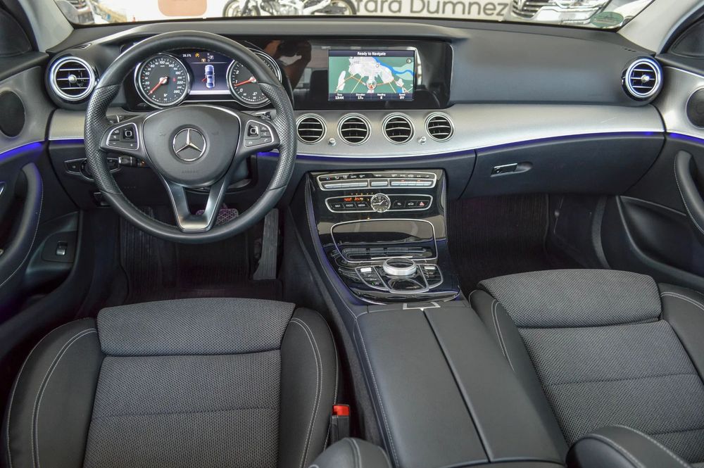 Mercedes-Benz E 2017 Mercedes-Benz E 200 4MATIC 9G-TRONIC Avantgarde / RATE FIXE / Ga