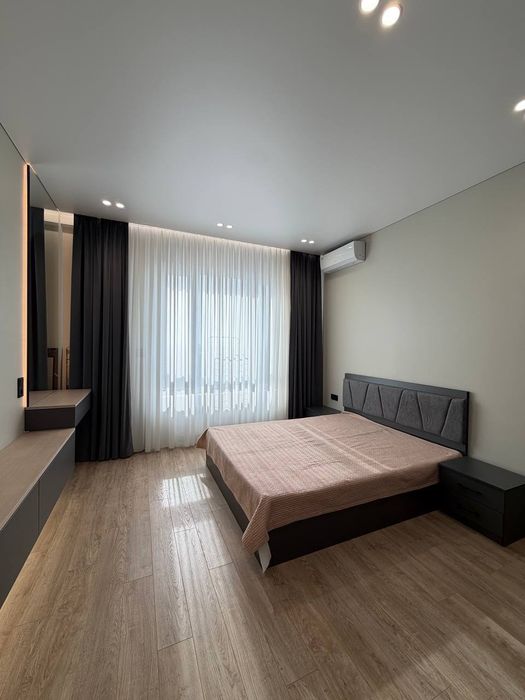 СРОЧНО! ПРОДАЁТСЯ 2/11/12 квартира в 
ЖК "NRG Oybek"
 Мирабадский райо