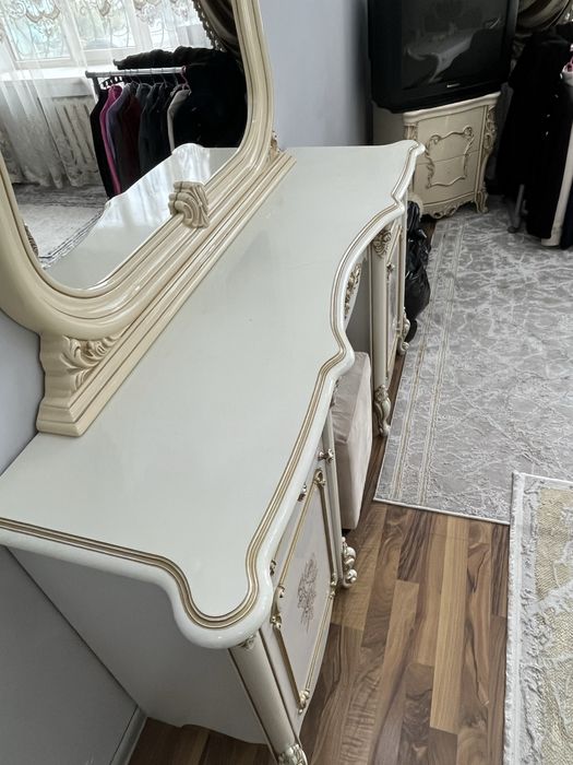 Продам спальный гарнитур б/у 400000 Алматы