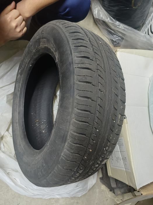 Продам резины новые комлект