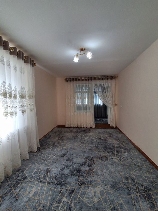 Arendaga beriladi 1 xona