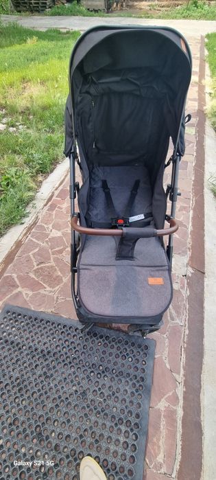 Коляска лёгкая Ining baby