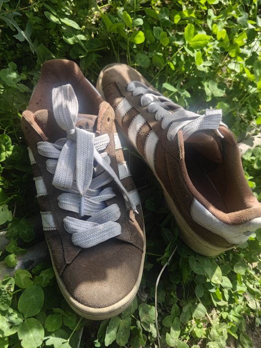 Туристические кроссовки