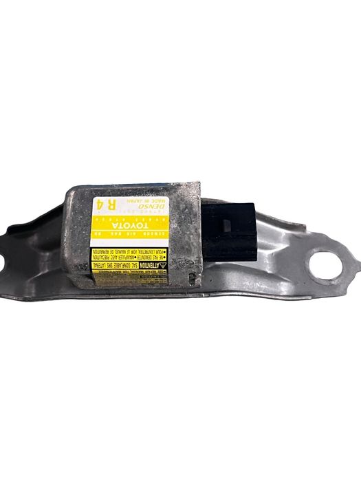Senzor De Impact Airbag Dreapta Spate Toyota Prius Hatchback _W2_ 2003