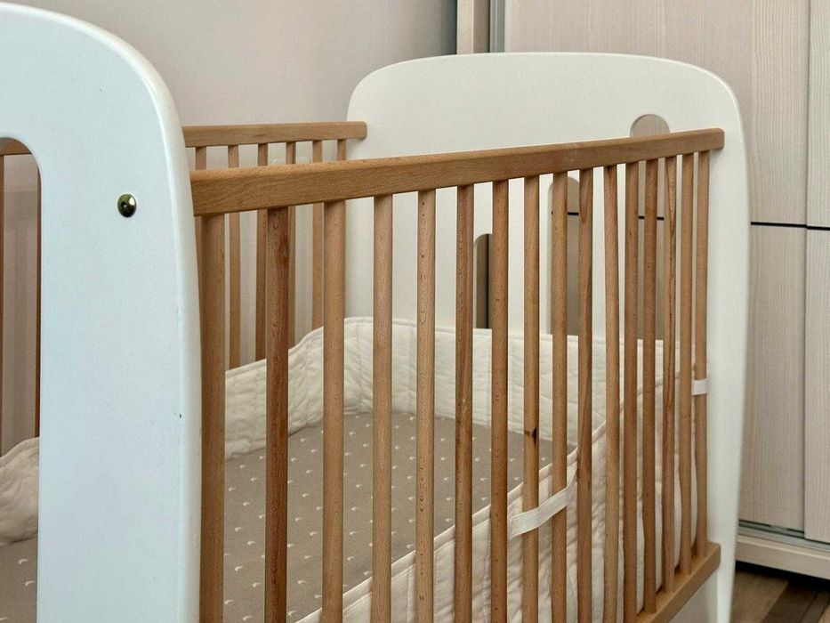 Patut bebe Primii pasi cu sertar, saltea cocos, protectie si asternuturi Ikea