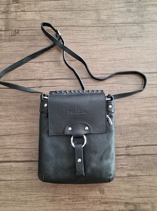 Страхотна мъжка кожена чанта 
размери 22см х 26см х 4см , цена бО