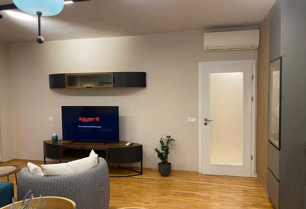 Дава се под наем Двустаен апартамент в к.к. Св.Св. Константин и Елена - 77 кв.м за 1000 € - Снимка #4