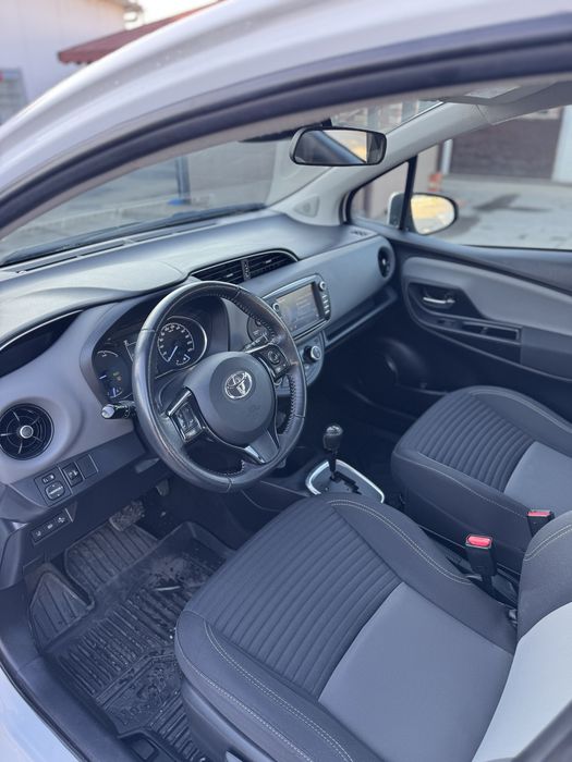 TOYOTA Yaris 2018 — imagine 5