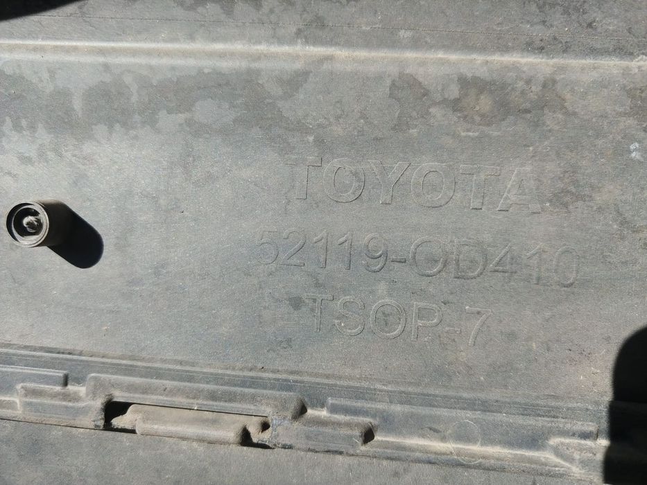 bara fata toyota yaris 2013 52119-od410
