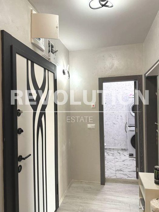 Дава се под наем Четиристаен апартамент в Варна, Чайка - 165 кв.м за 1500 € - Снимка #8