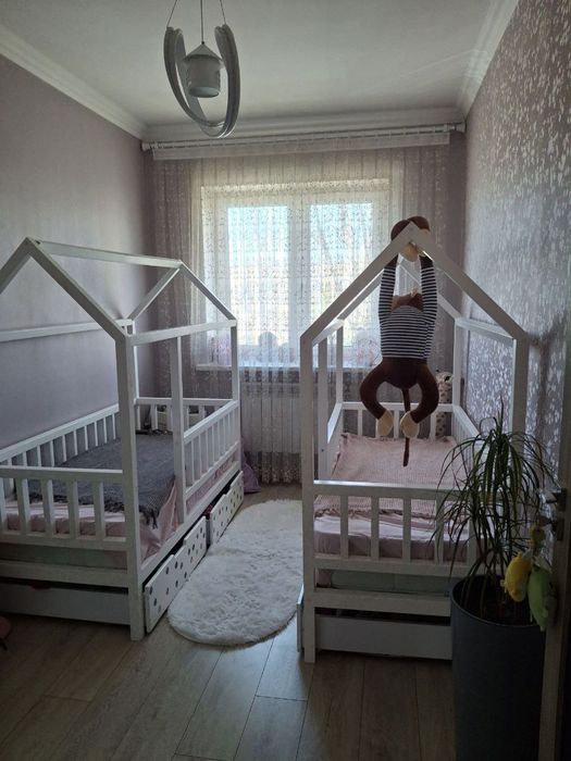 Продаю свою 5 комнатную квартиру. С ремонтом, мебелью и техникой