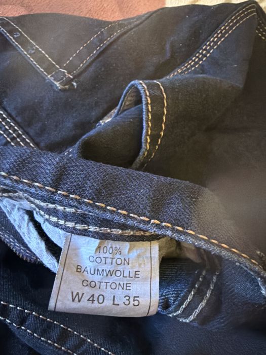 Продам джинсы разные . Б/у.