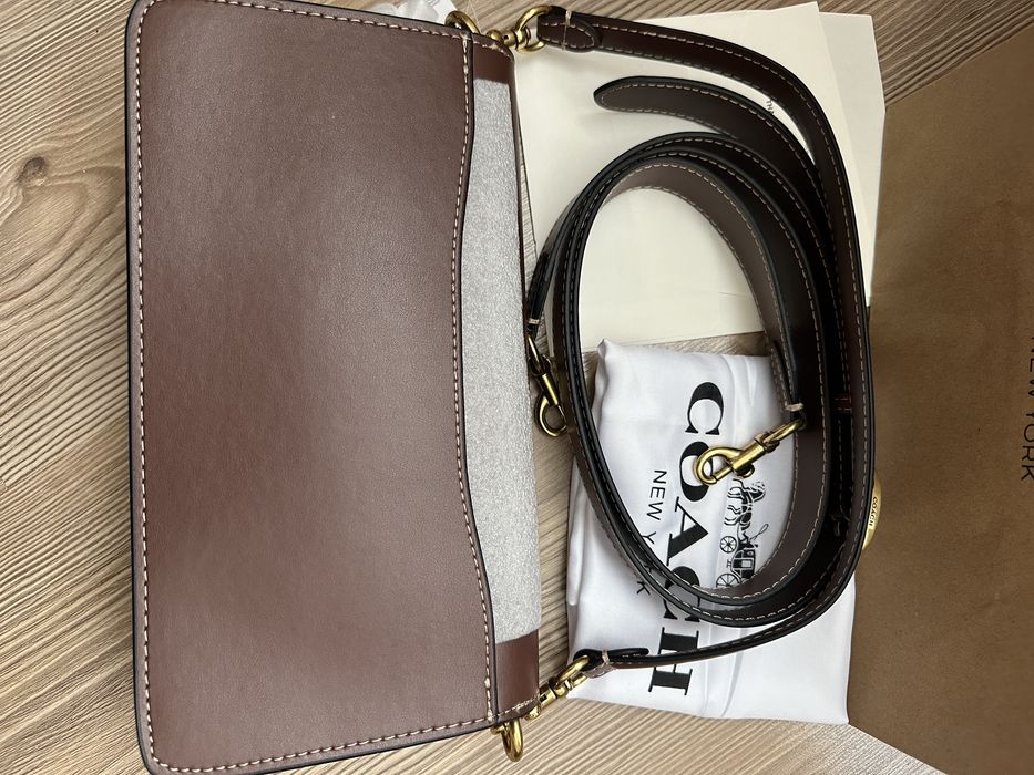 Дамска чанта Coach Tabby 26 в кафяв цвят