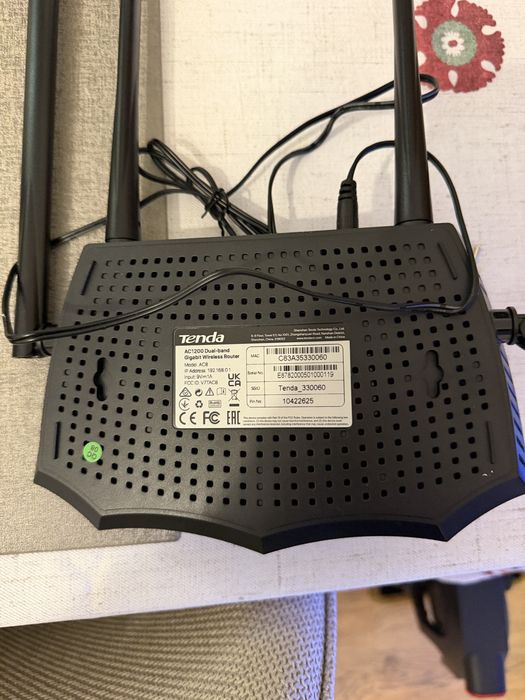 Tenda ac1200 AC8