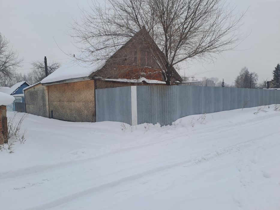 Продается дом на берегу иртыша.