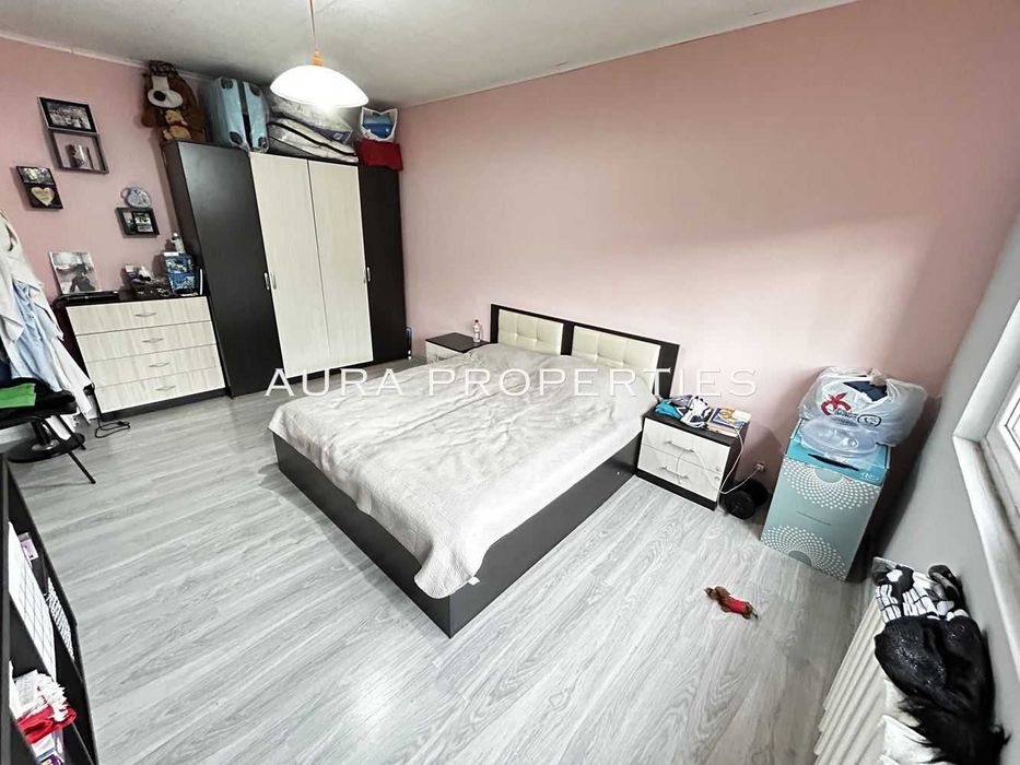 Продава се Двустаен апартамент в Разград, Център - 68 кв.м за 1328 €/кв.м - Снимка #3