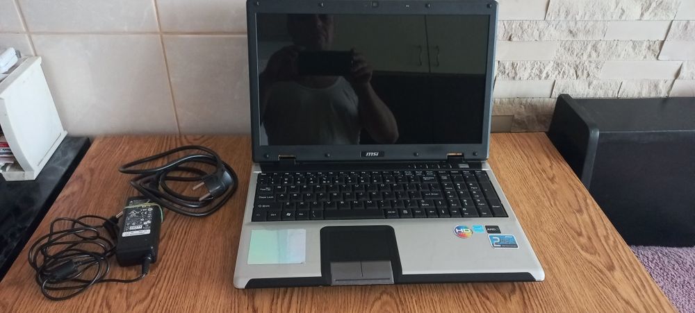 Лаптоп MSI в отлично състояние