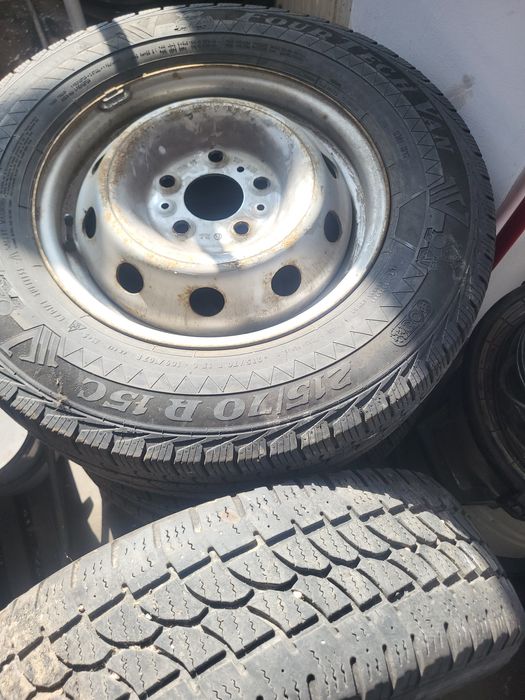 Set anvelope 215/7/15C pentru autorulota fiat ducato.