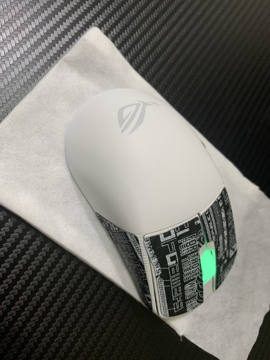 Mouse Gamimg Rog Harpe Ace Mini Alb