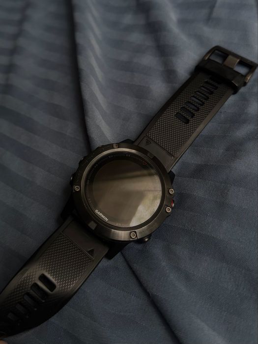 Продам Garmin black