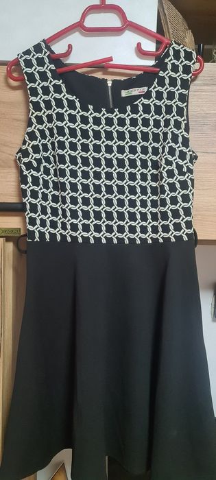 Rochii  50 lei fiecare