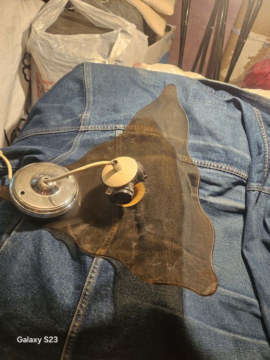 Продам люстры,разные.