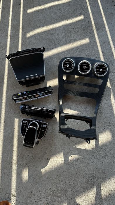 Consola centrala Mercedes C w205 completa