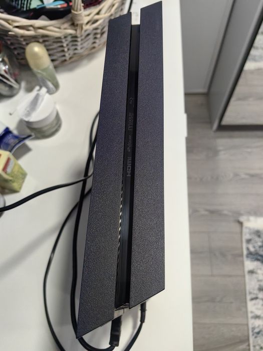 Ps 4+controller добро състояние