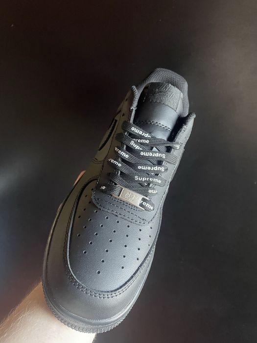 Nike Air Force 1 Supreme Negru