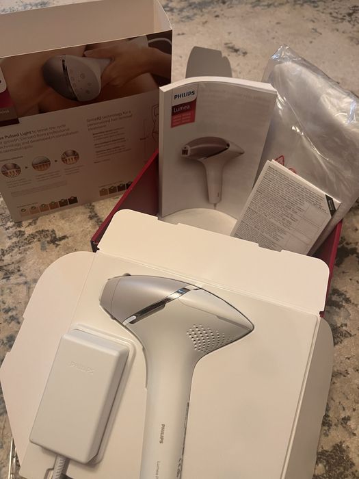 Vând Philips Lumea IPL Seria 8000 nou