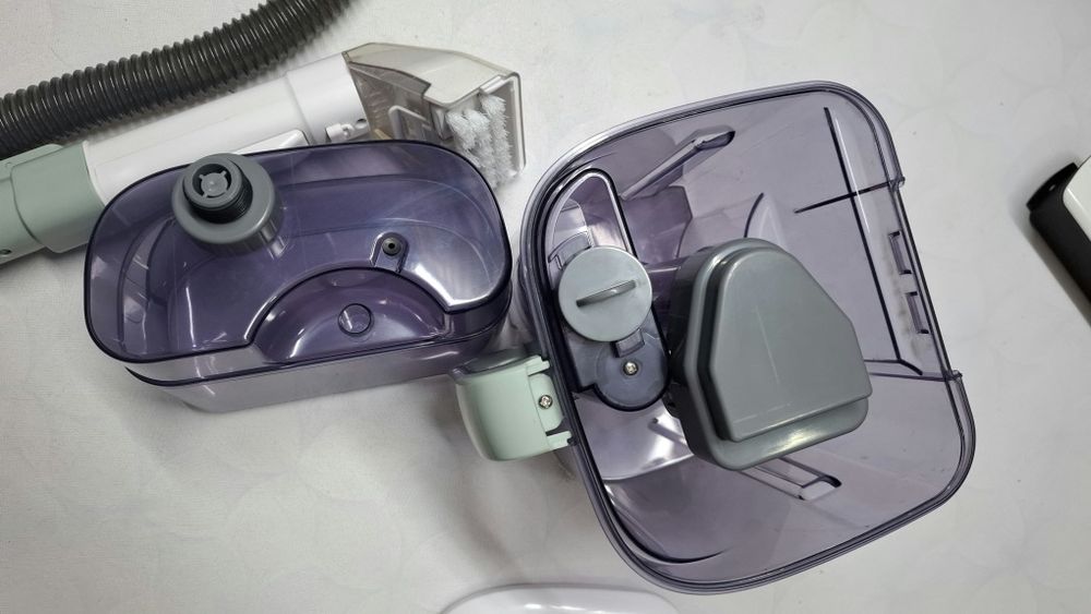 H.Koenig TWT77, 650 WПерящата прахосмукачка,два резервоара